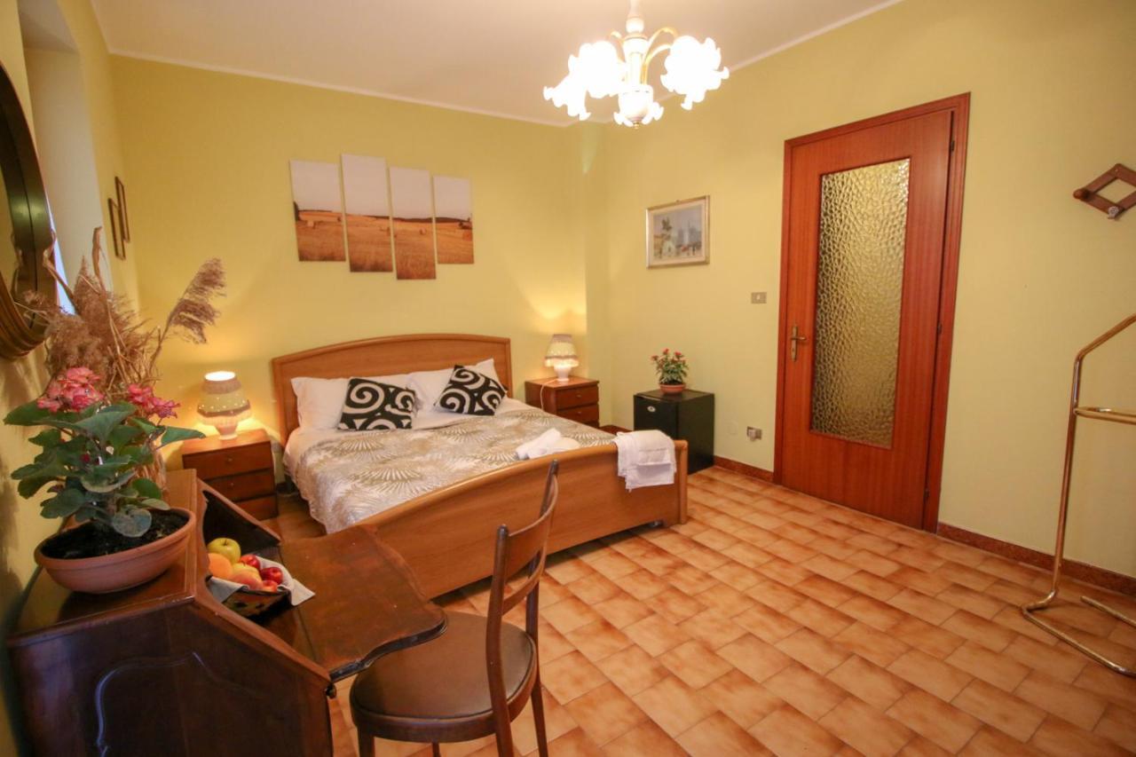 Spighe Paglia E Girasole Bed and Breakfast Candia Canavese Eksteriør billede