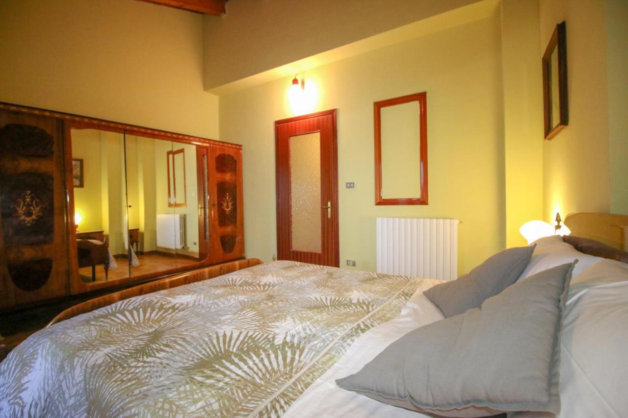 Spighe Paglia E Girasole Bed and Breakfast Candia Canavese Eksteriør billede