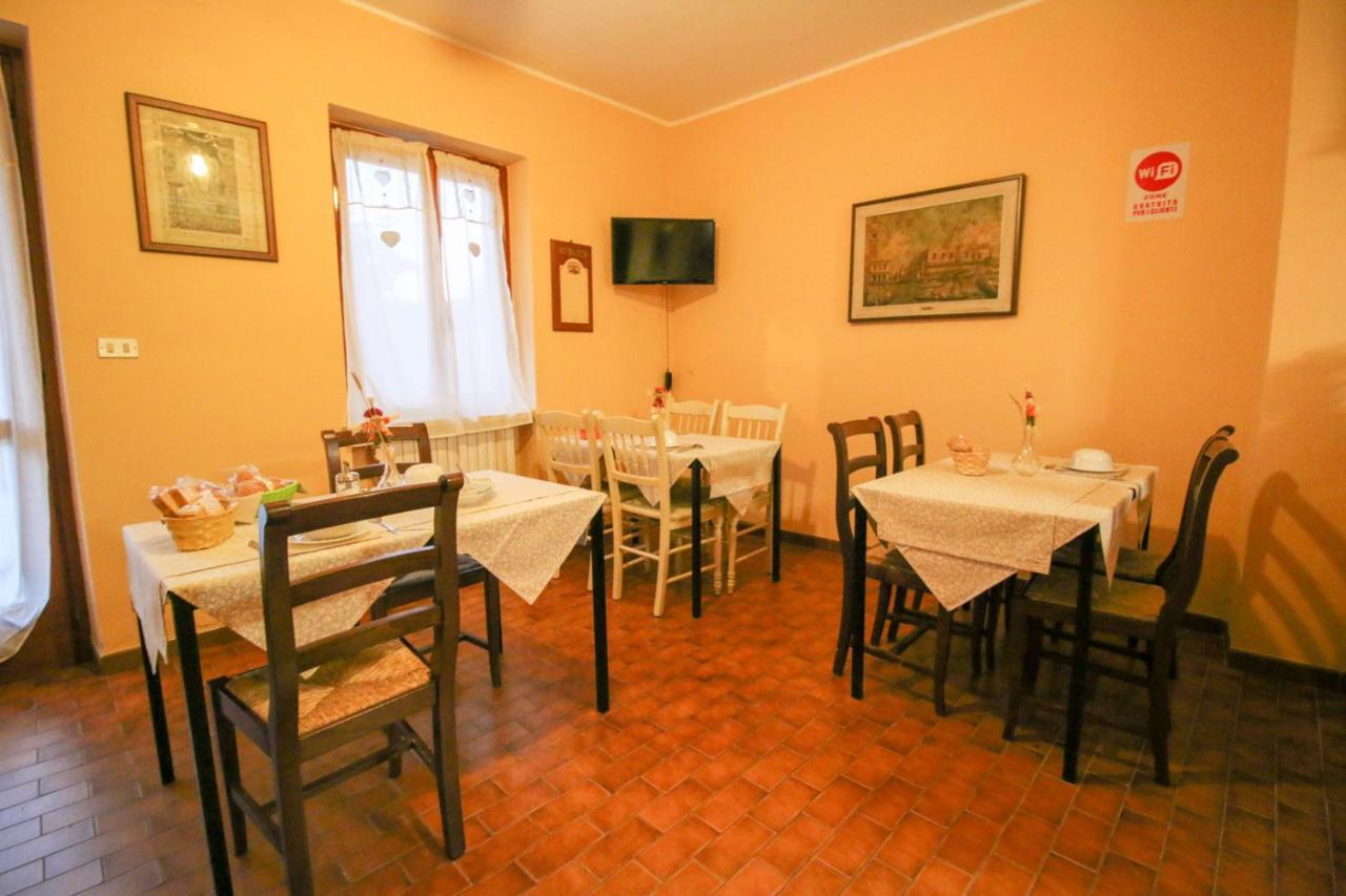 Spighe Paglia E Girasole Bed and Breakfast Candia Canavese Eksteriør billede