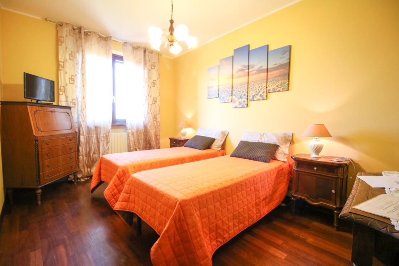 Spighe Paglia E Girasole Bed and Breakfast Candia Canavese Eksteriør billede