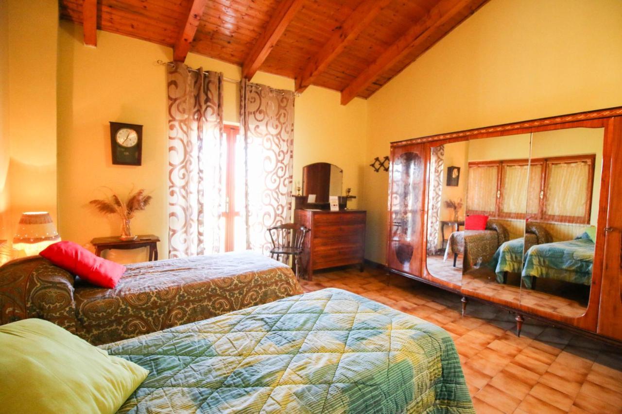 Spighe Paglia E Girasole Bed and Breakfast Candia Canavese Eksteriør billede