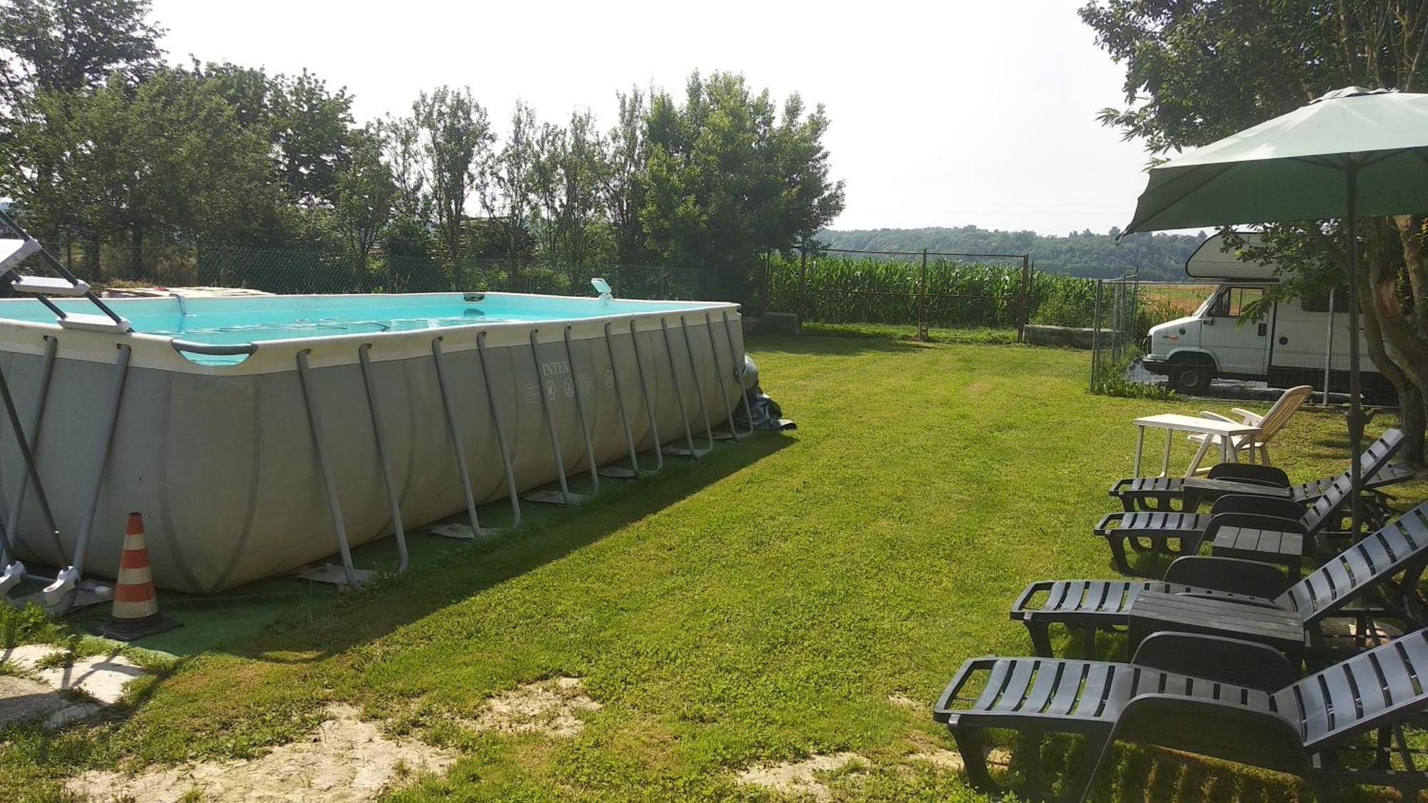 Spighe Paglia E Girasole Bed and Breakfast Candia Canavese Eksteriør billede